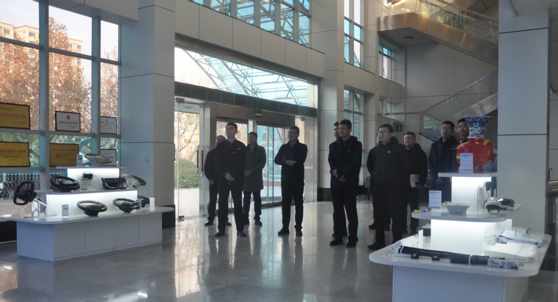 新天綠色能源黨委書記、總裁譚建鑫一行赴東方久樂交流洽談1.jpg 新天綠色能源黨委書記、總裁譚建鑫一行赴東方久樂交流洽談1.jpg